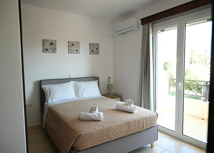 Salt Sunset Tigaki مارماري